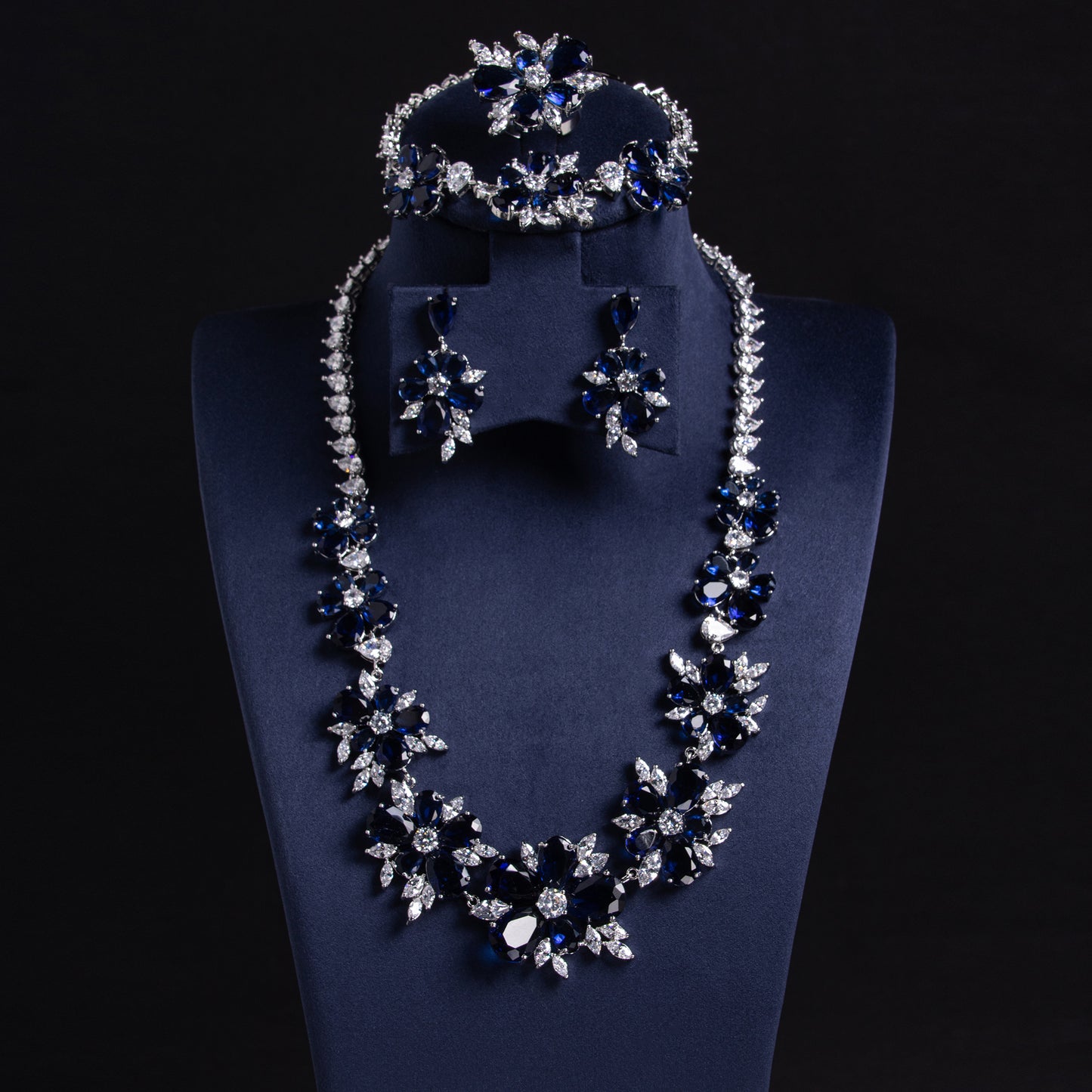 4pcs Copper with Zirconia Earrings & Necklace Jewelry Set