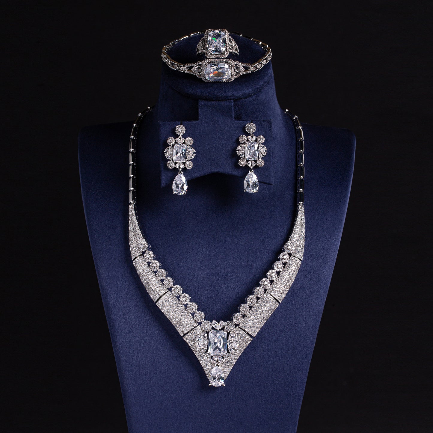 4pcs Copper with Zirconia Earrings & Necklace Jewelry Set