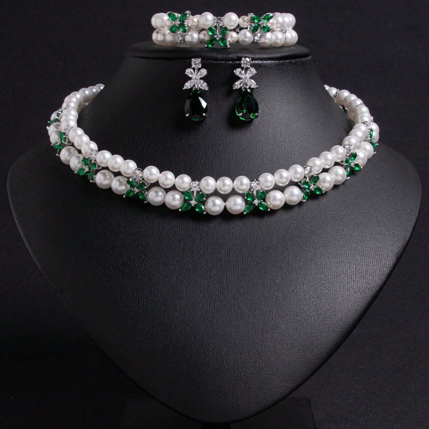 4pcs/Set Gothic Faux Crystal & Tassel Pendant Multi-Layered Pearl Necklace, Charming & Fashionable Women's Jewelry, Suitable For Daily Wear Or Party Decoration, Gifts