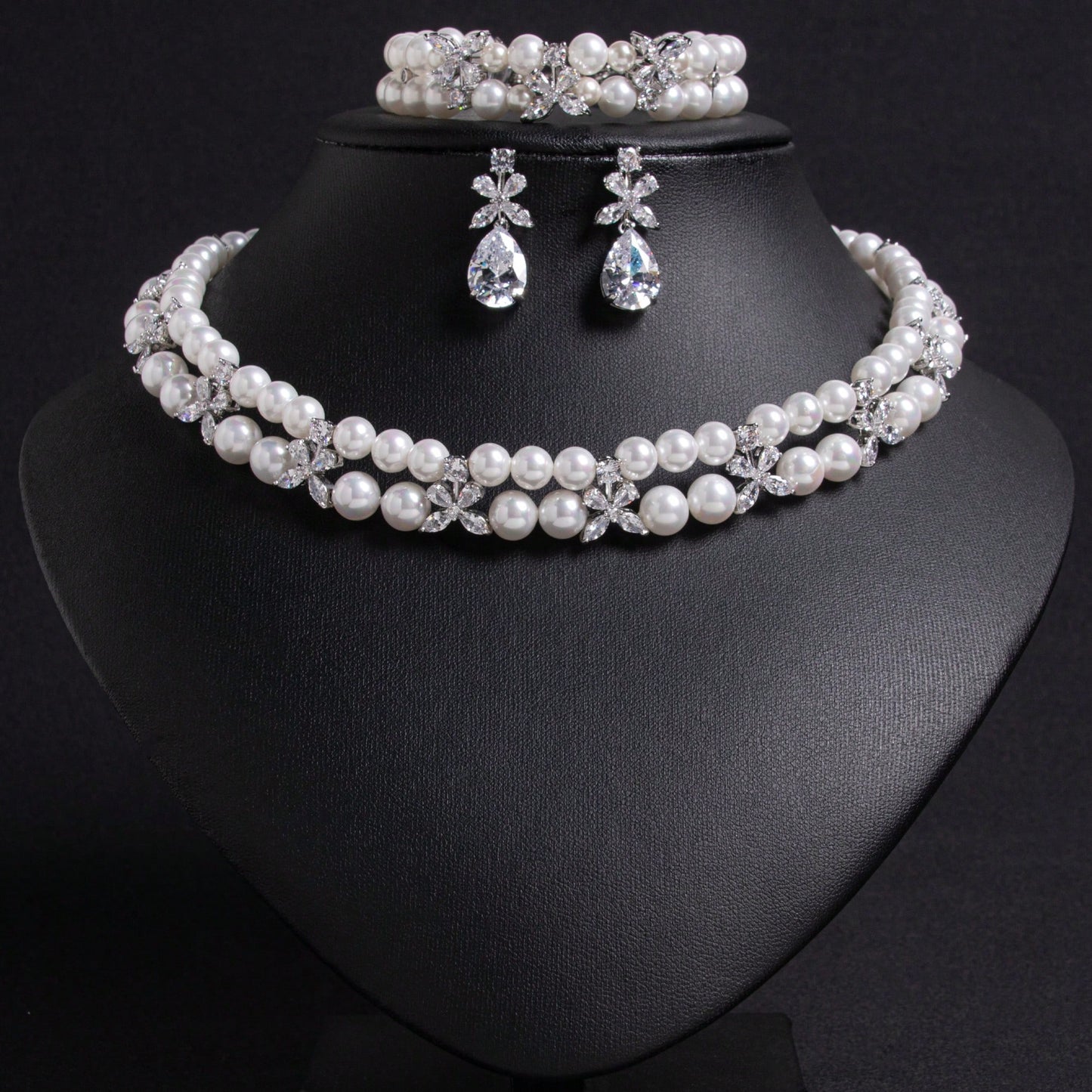 4pcs/Set Gothic Faux Crystal & Tassel Pendant Multi-Layered Pearl Necklace, Charming & Fashionable Women's Jewelry, Suitable For Daily Wear Or Party Decoration, Gifts