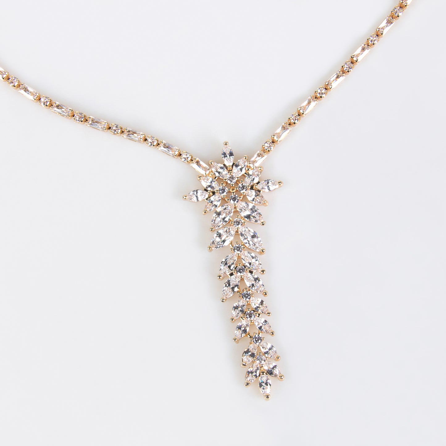 2pcs Copper with Zirconia Earrings & Necklace Jewelry Set