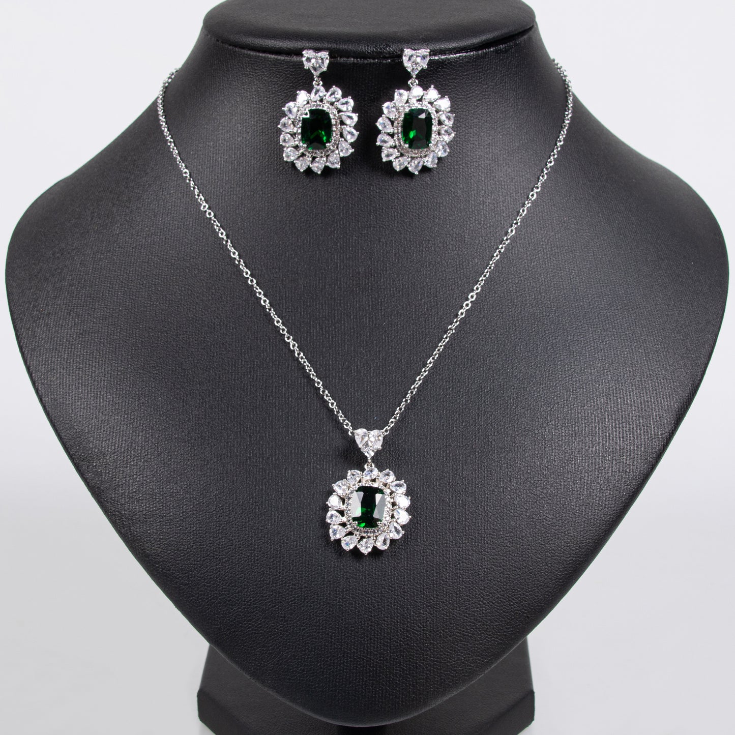 2pcs Copper with Zirconia Earrings & Necklace Jewelry Set