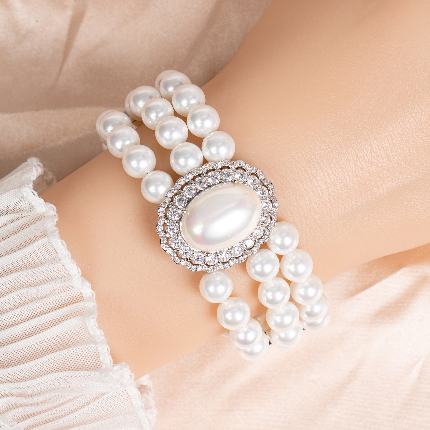 Triple-Layer Pearl Bracelet with Round Cubic Zirconia Diamond