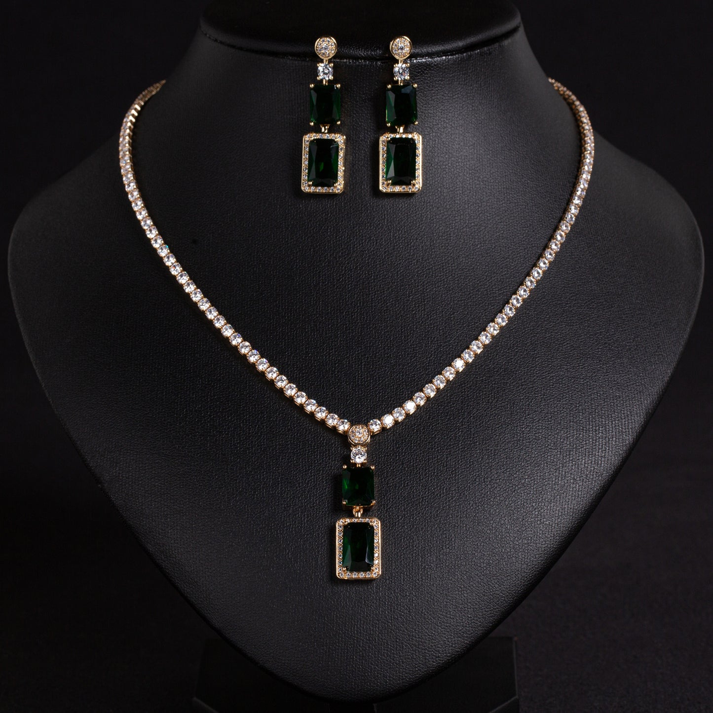 Luxury 14K Gold-Plated Copper CZ Necklace & Earrings Set with Emerald Green Centerpiece and Diamond-Cut Accents