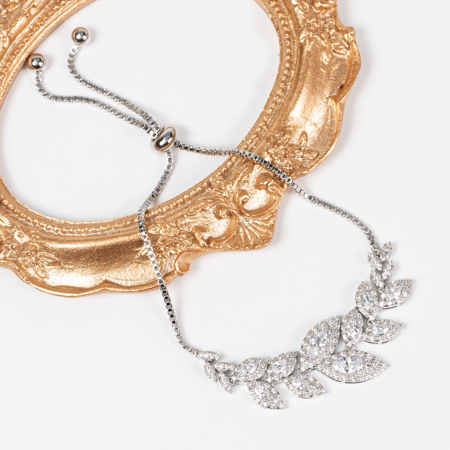 Nature-Inspired Leaf Design Copper Bracelet with Green & White aaa Zircon Diamond Adjustable Chain Bracelets For Women Wholesale