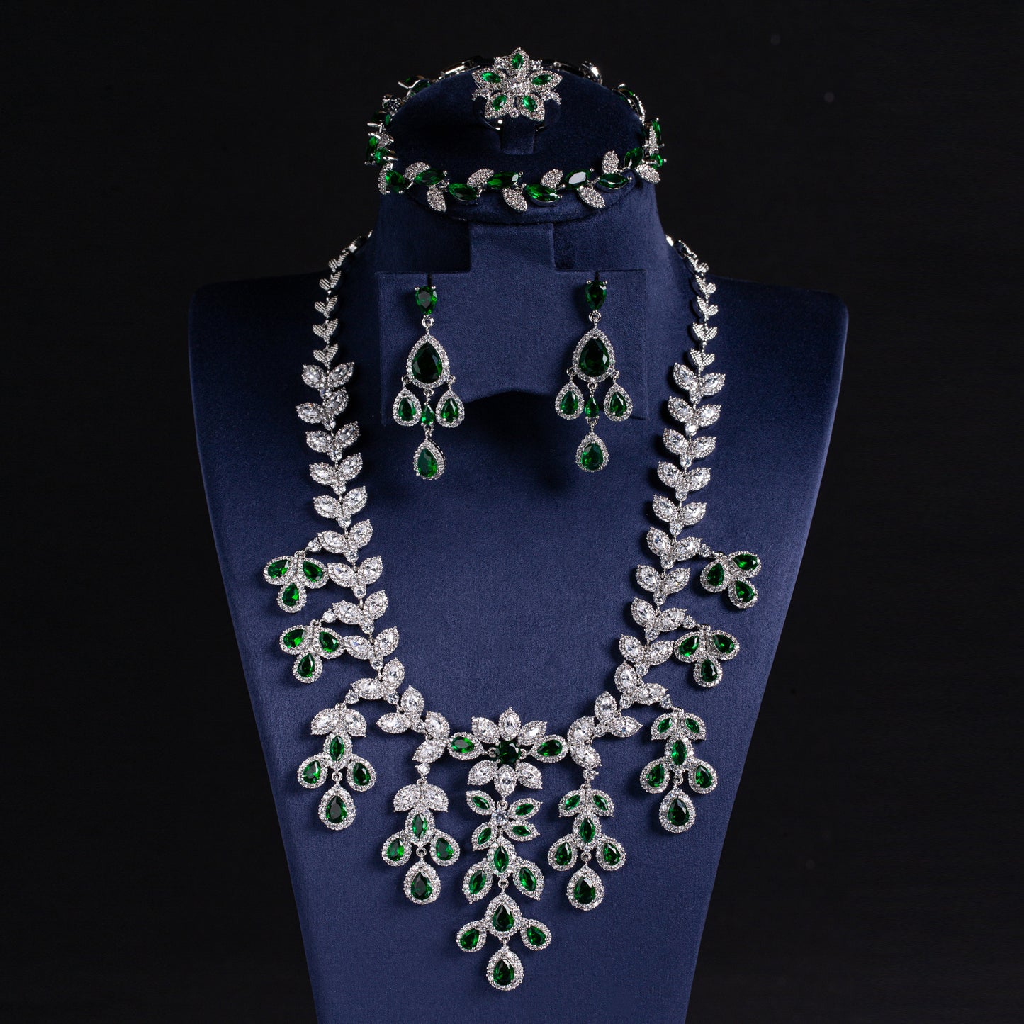 4pcs Copper with Zirconia Earrings & Necklace Jewelry Set