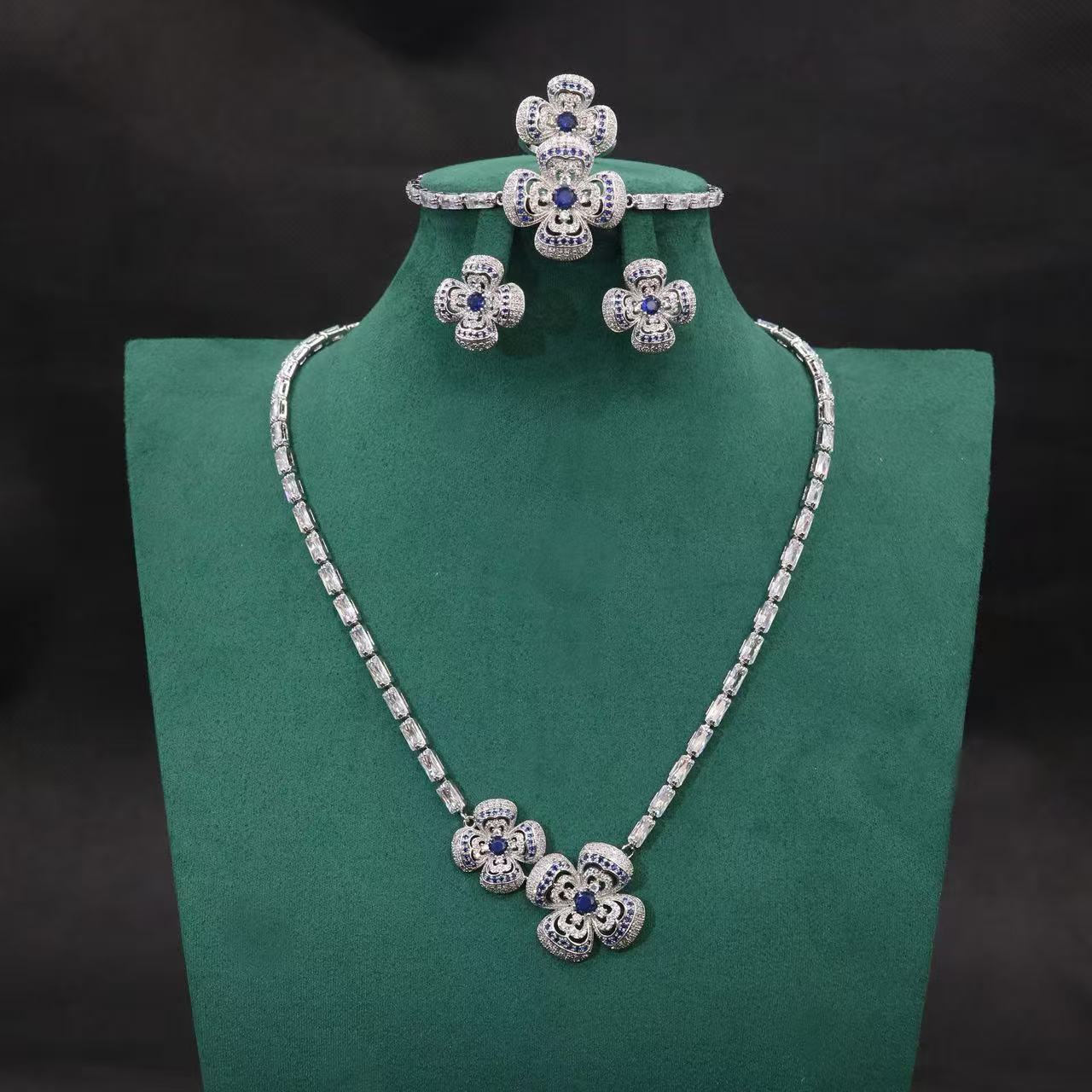 2 Flower Charms Pendant Jewelry Sets Hot Sale Wholesale AAA Cubic Zircon Diamond Sets Women Party Gift