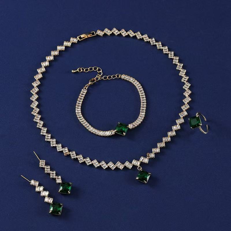 Small Triangle Dangling Charm Statement Necklace Bracelet Sets Women Wholesale