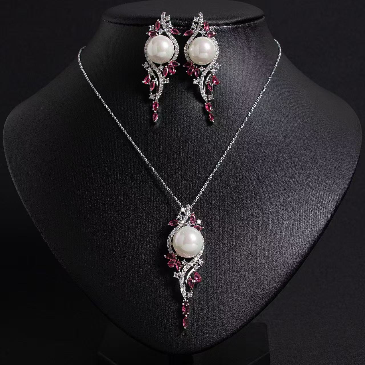 Rhodium-Plated Copper & Pearl Jewelry Set with Pink CZ Floral Arrangement and Matching Earrings
