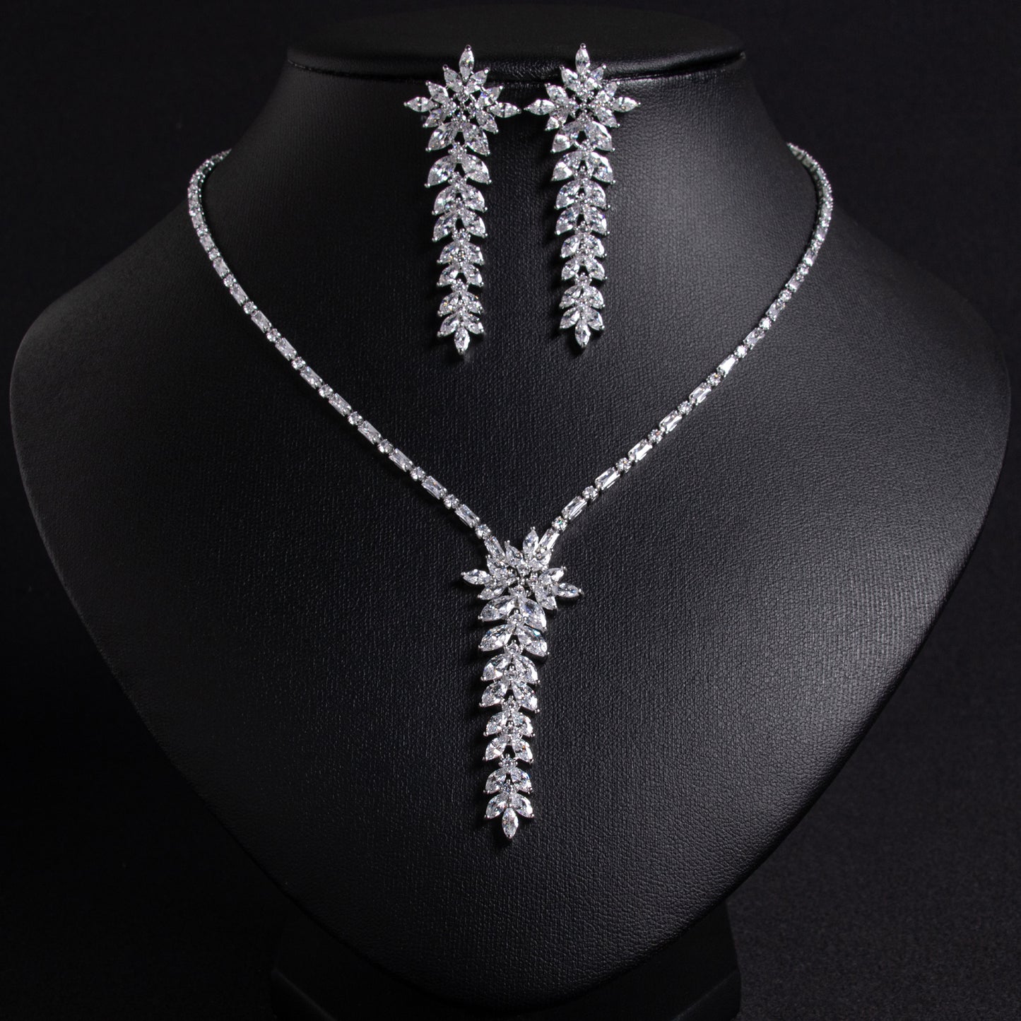 2pcs Copper with Zirconia Earrings & Necklace Jewelry Set