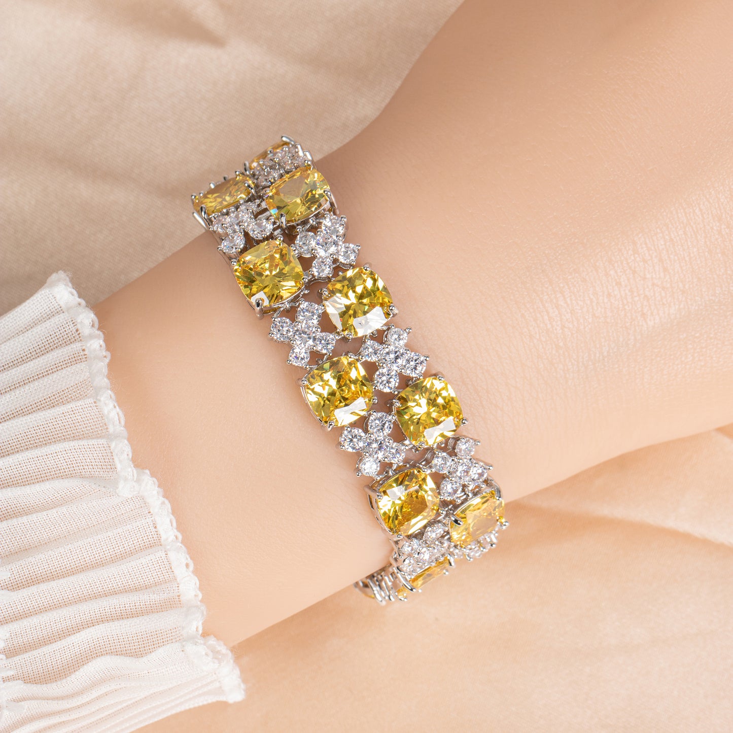 Cupchain Big Square Shaped AAA Cubic Zircon Daimond Bracelet Women Wholesale