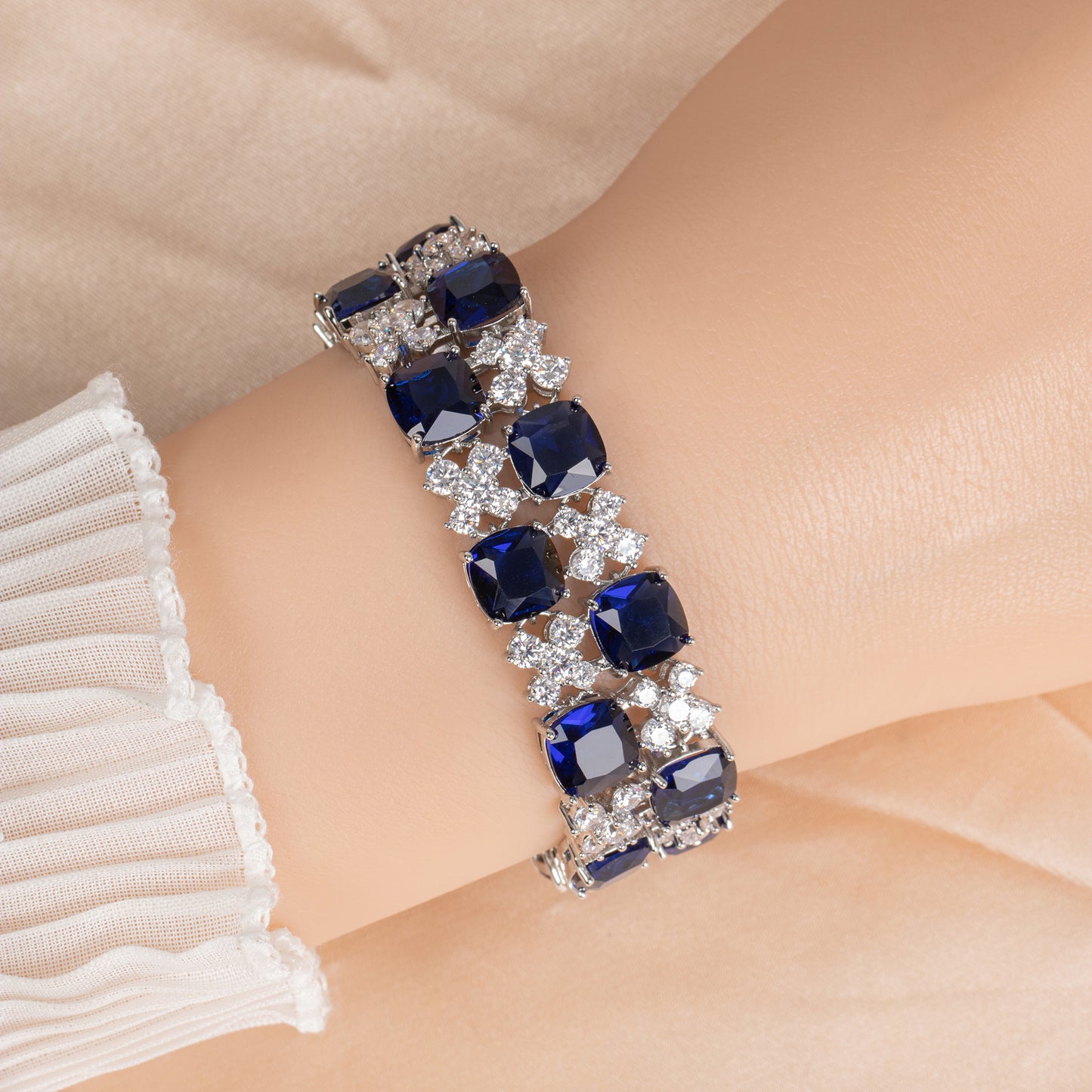 Cupchain Big Square Shaped AAA Cubic Zircon Daimond Bracelet Women Wholesale