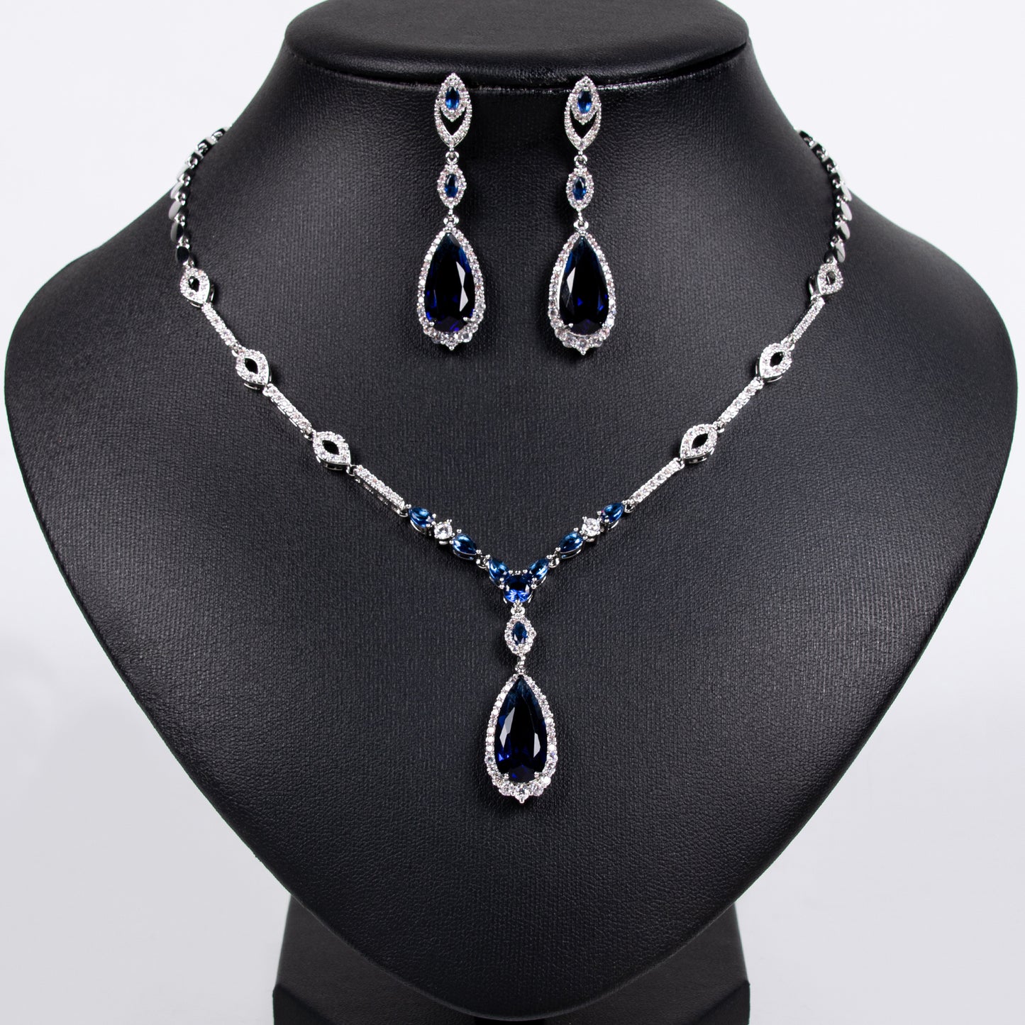 Linked Chain W/Cubic Zircon Paved Full Diamond Gemstone With Big Tear dropped Charm Pendant Jewelry Sets Women