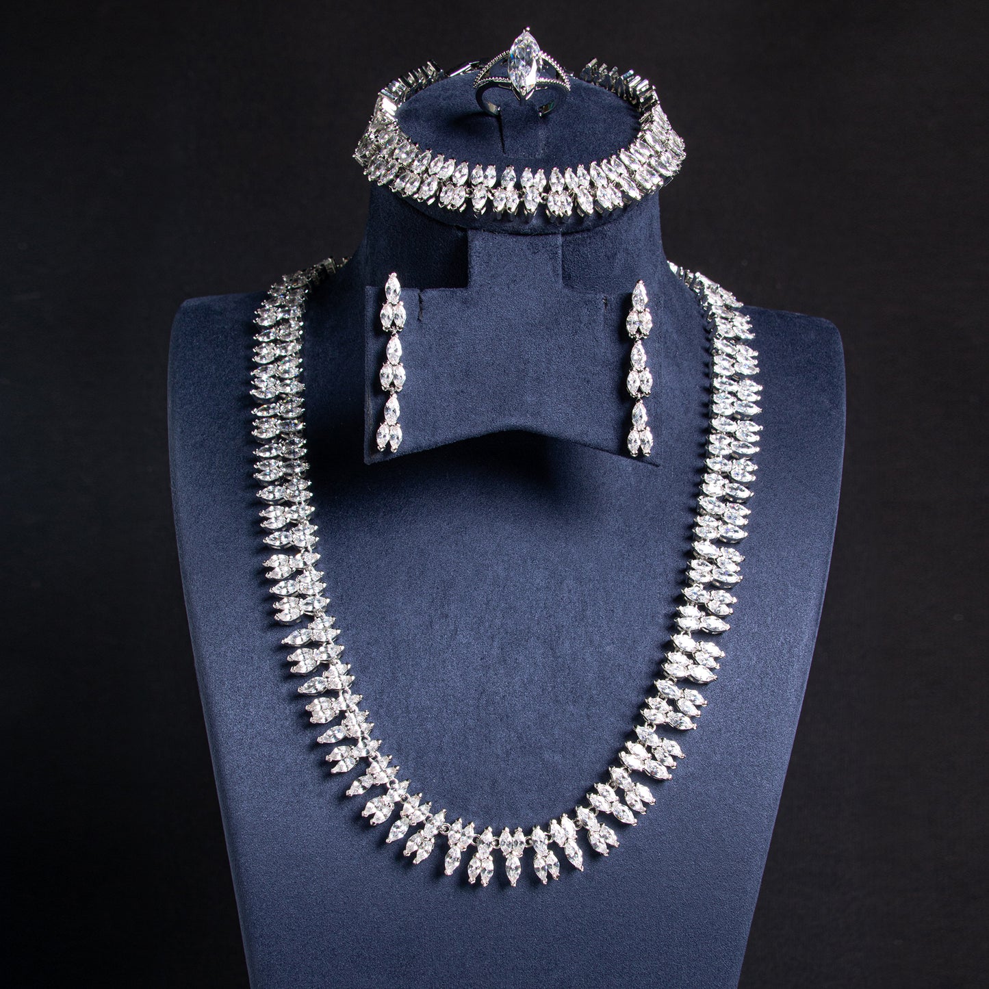 14K Gold-Plated Copper Zircon Jewelry Set with Red & White CZ Alternating Bridal Fashion Jewelry Accessories Wholesale