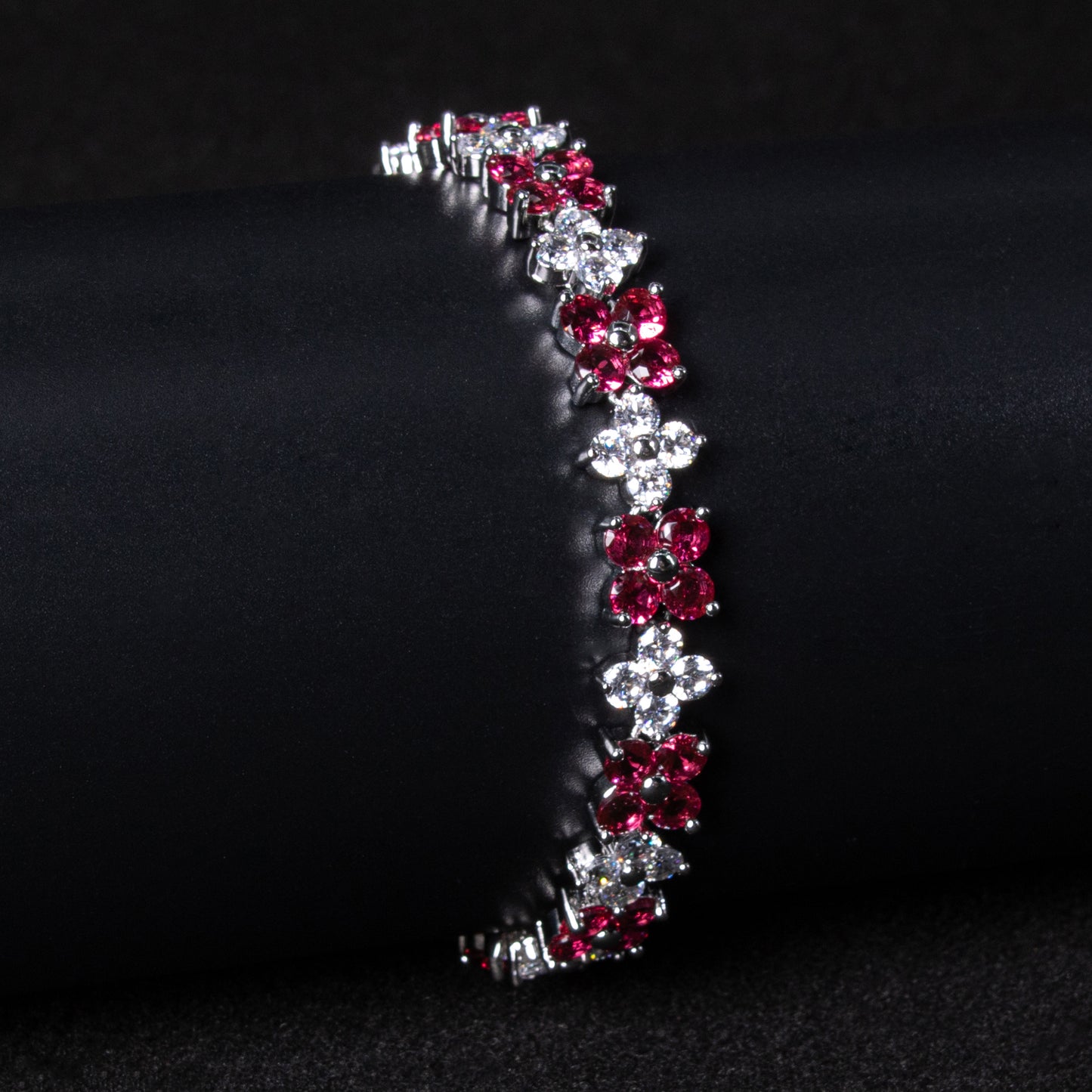 Hot Sale 2026 Multi Colored AAA Cubic Zircon Diamond Flower Shaped Endless Bracelets Women