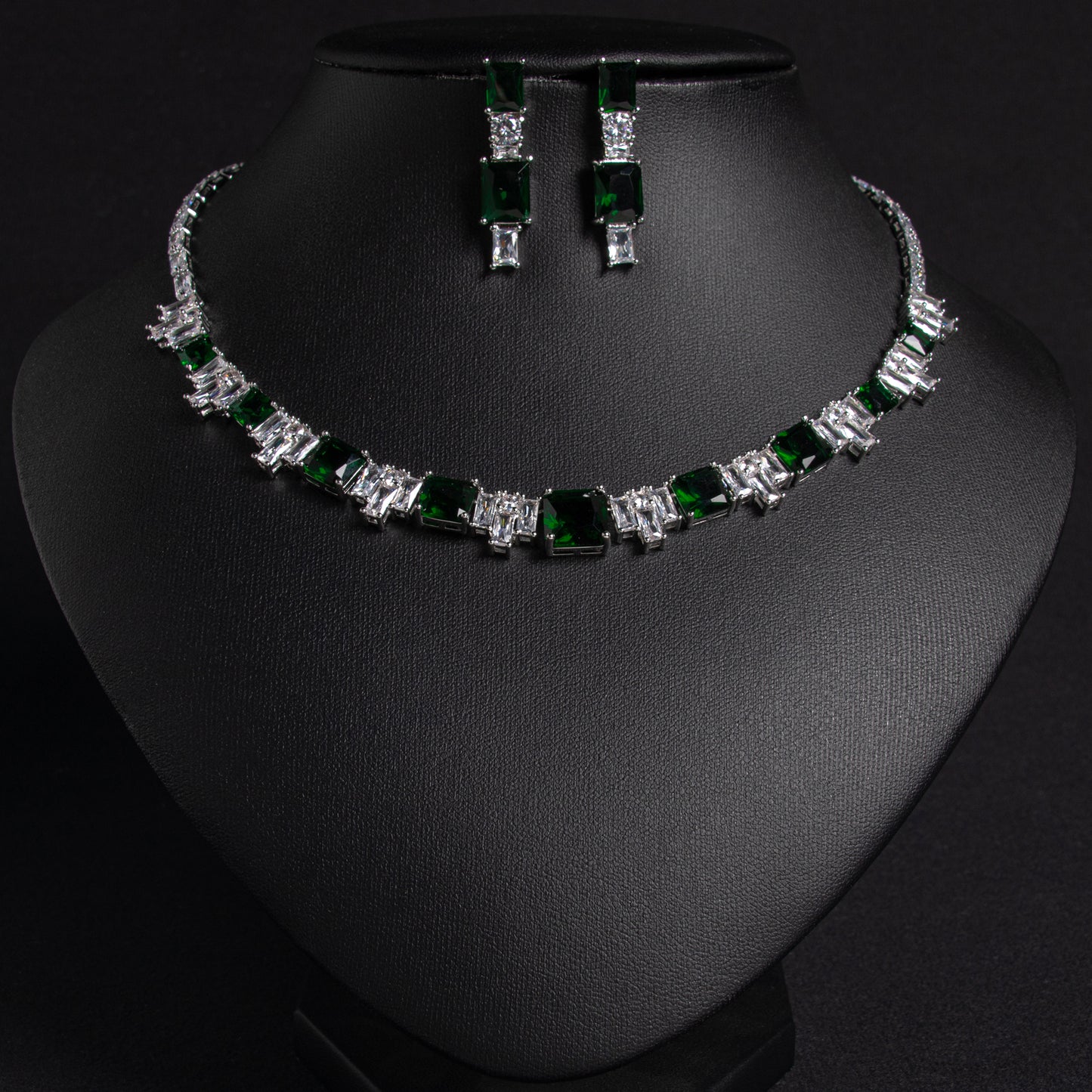 2pcs Copper with Zirconia Earrings & Necklace Jewelry Set