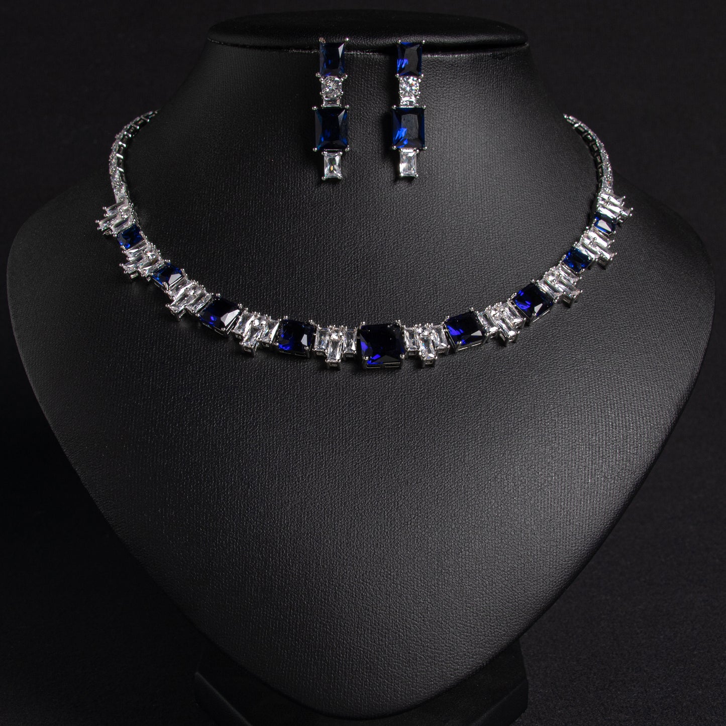 2pcs Copper with Zirconia Earrings & Necklace Jewelry Set