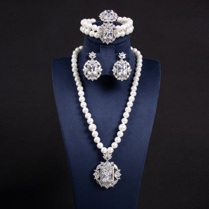 2026 Wholesale Hot Selling AAA Cubic Zircon Diamond Big Pendant Dangling Charms Royal Beaded Hand make Jewelry Sets Women