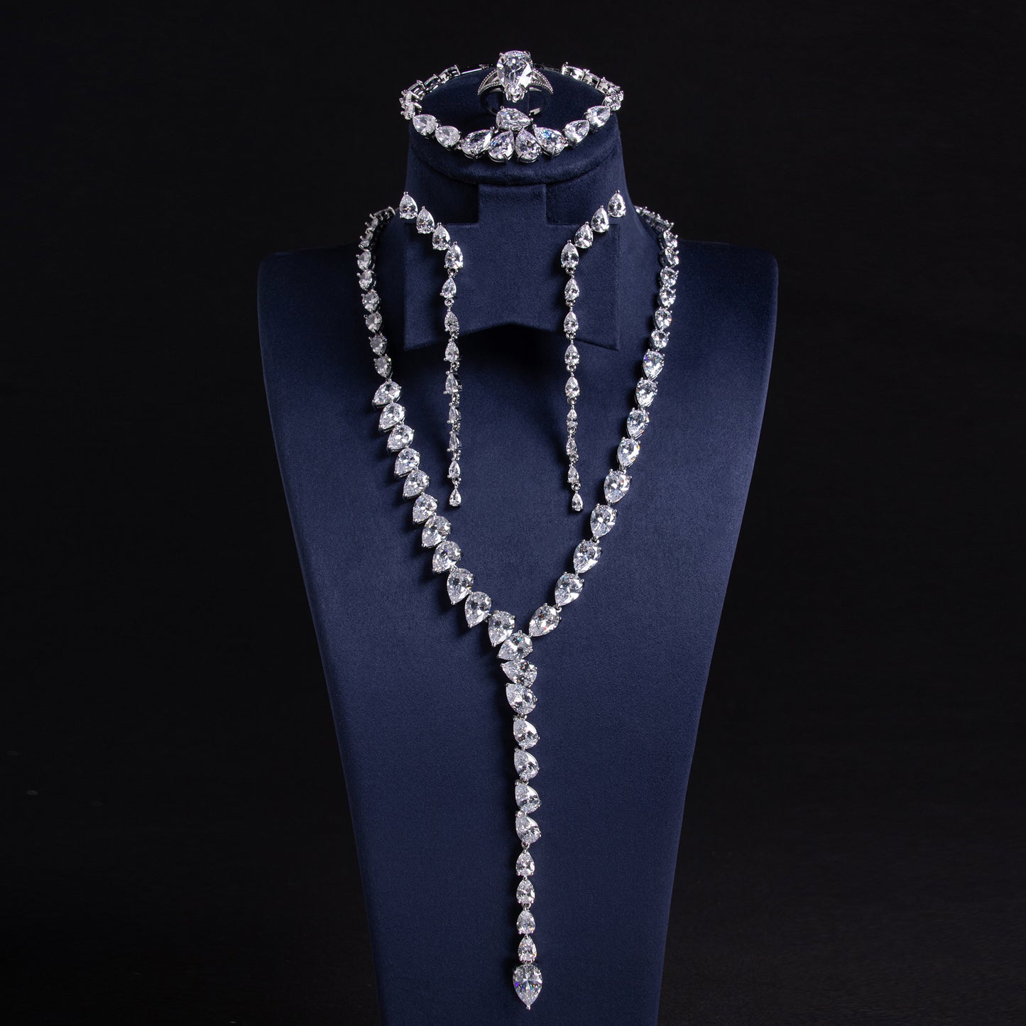 Elegant Rhodium-Plated Copper & Zircon Jewelry Set with Green Teardrop Gems and Pearl Accents