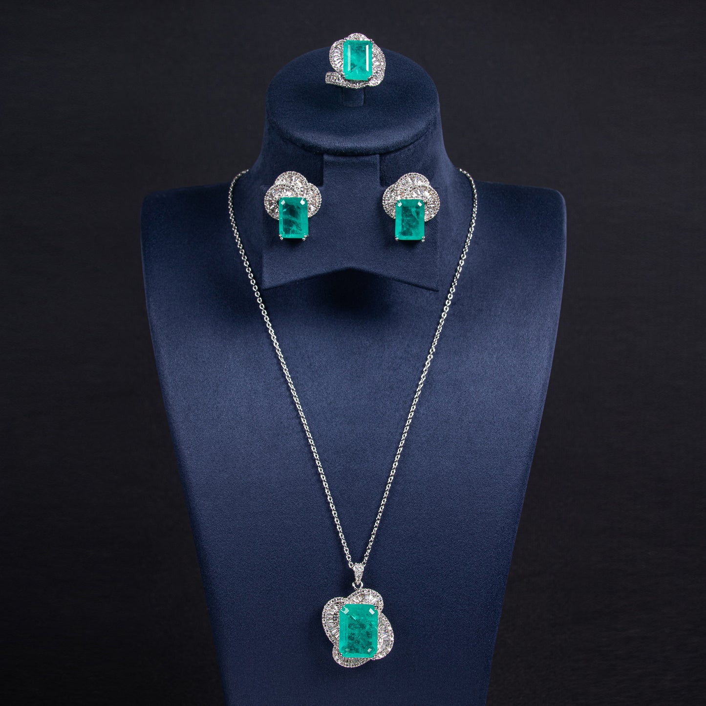 4pcs Copper with Zirconia Earrings & Necklace Jewelry Set