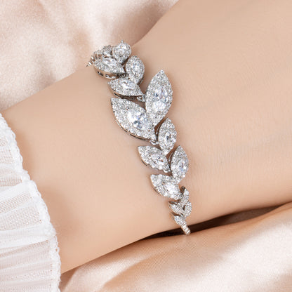 Nature-Inspired Leaf Design Copper Bracelet with Green & White Zircon Accents