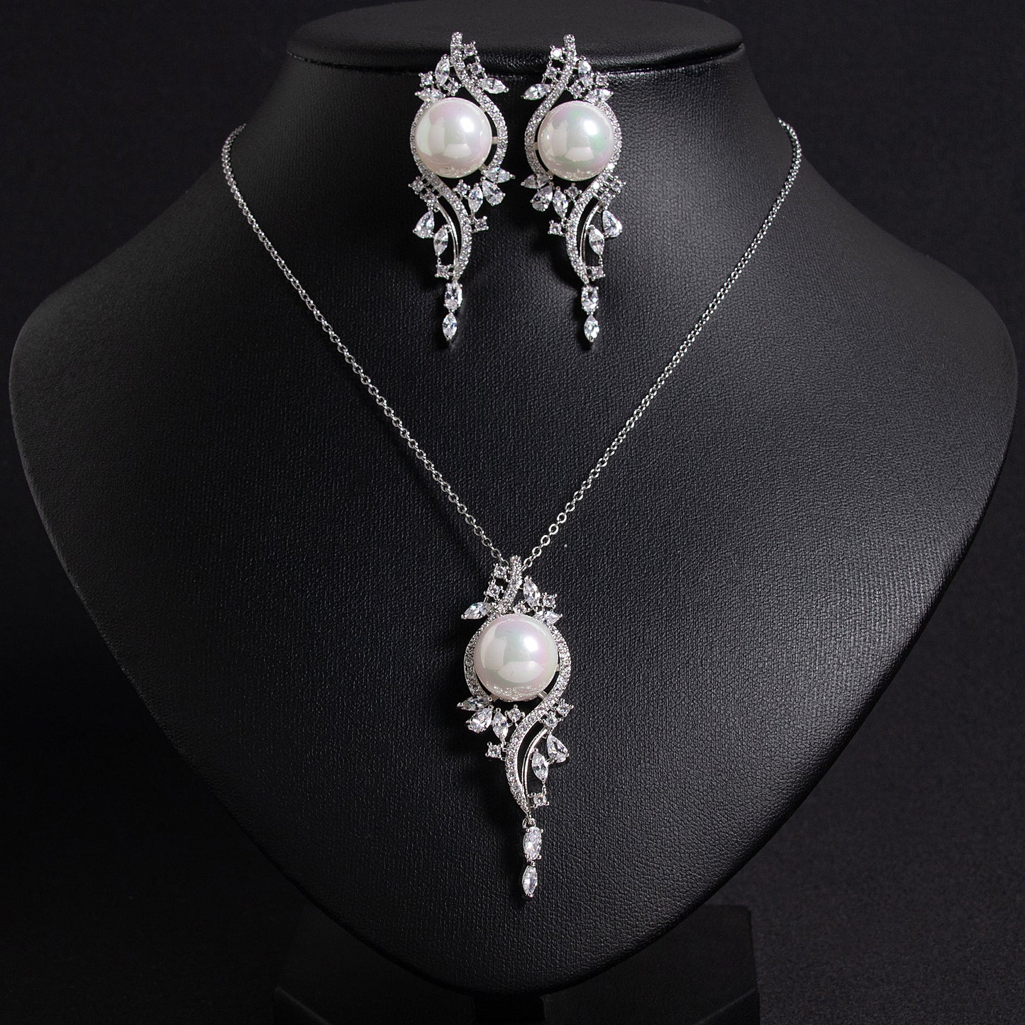 2pcs Copper with Zirconia Earrings & Necklace Jewelry Set